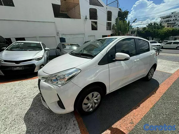 carros - Toyota Vitz 2020 2