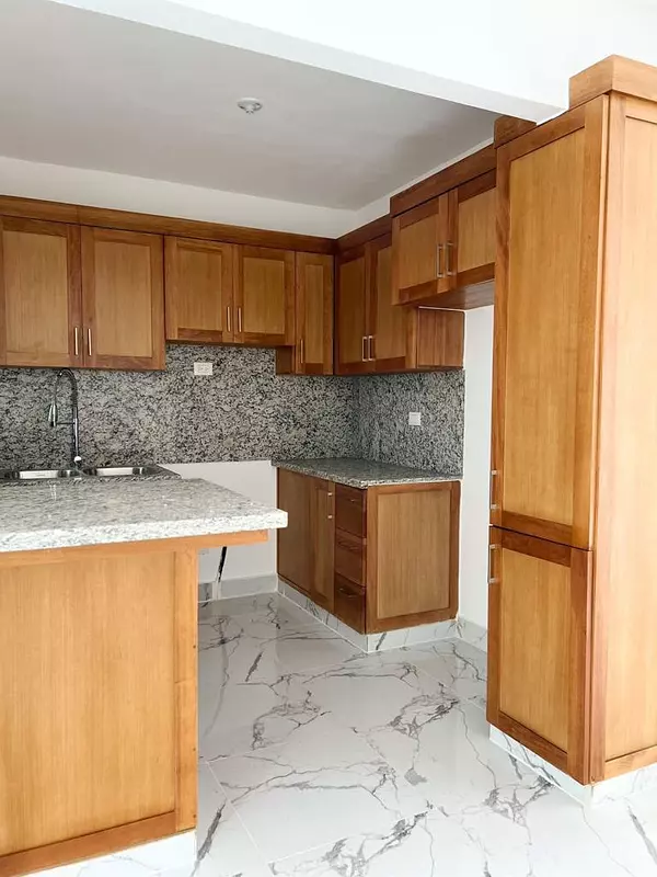 apartamentos - Apartamento con Seguridad 24/7 en Llanos de Gurabo 8