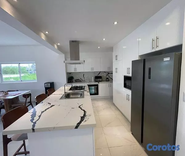 casas vacacionales y villas - Venta y renta villa de 3 habitaciones en Punta Cana 3