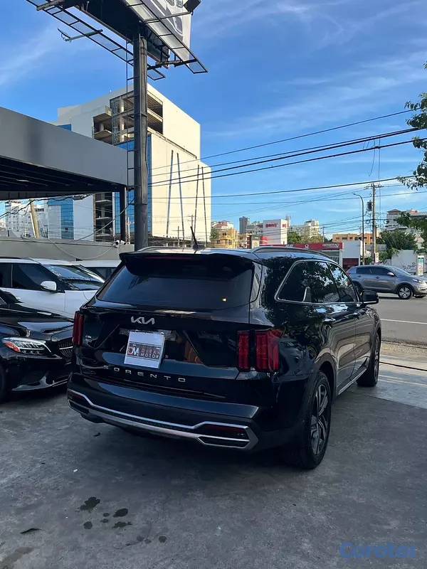 jeepetas y camionetas - Kia Sorento Limited 2022 4