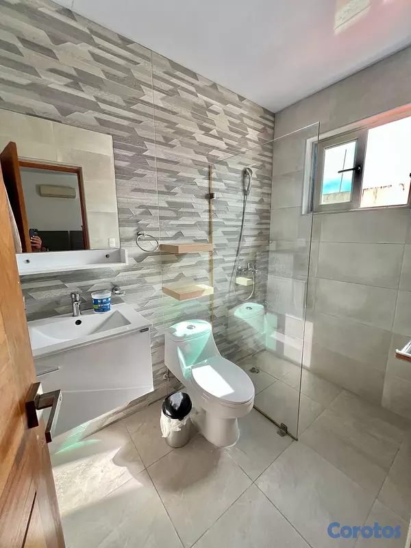 apartamentos - vendo Ph bella vista 4 habitaciones con su baño 3 parqueos terraza privada 2coci 9
