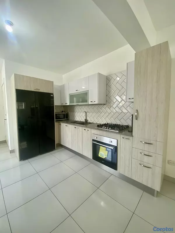 apartamentos - moderno Segundo nivel de venta en Gurabo, Santiago 2