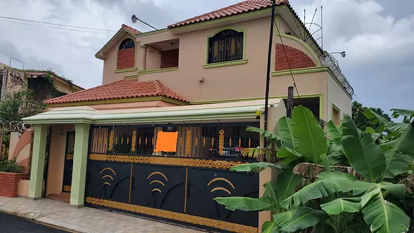 casas - Casa con 4 habitaciones y patio (Curva) 1