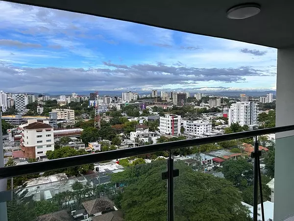 penthouses - Penthouse en Los Cerros de Gurabo 5