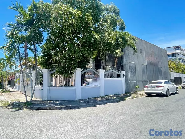 casas - Propiedad comercial en venta  2