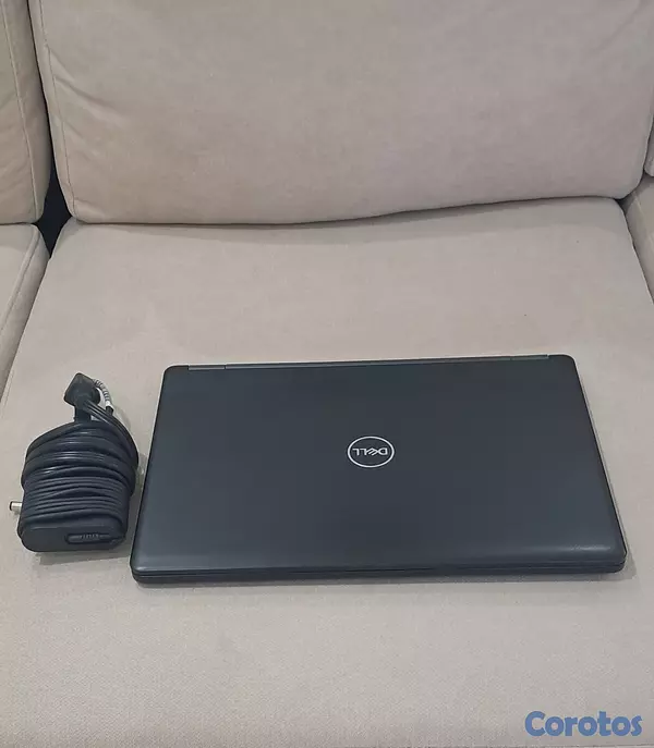 computadoras y laptops - Laptop Dell i5 8GB 256GB SSD M.2 2.6Ghz 5490 2