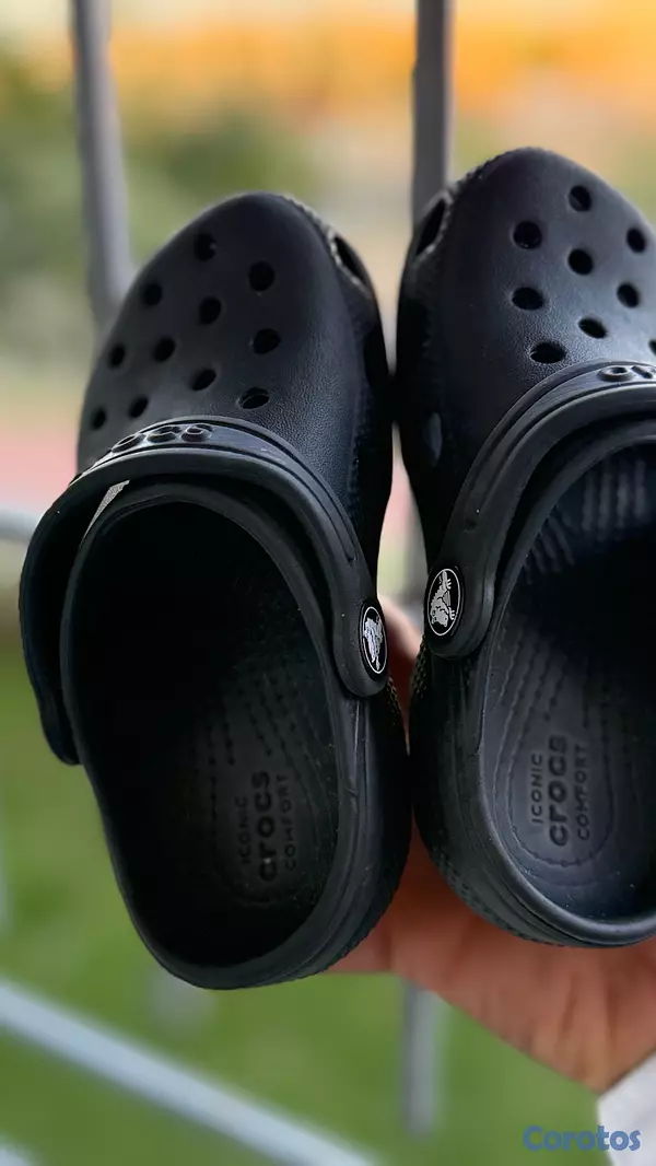 ropa y zapatos - Crocks originales para niño talla 9 3