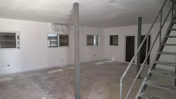 oficinas y locales comerciales - Nave Industrial en Alquiler en Herrera  5