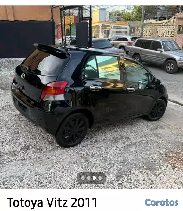 carros - Toyota Vitz   5