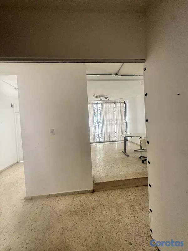 oficinas y locales comerciales - CASA COMERCIAL PRIMER NIVEL 10