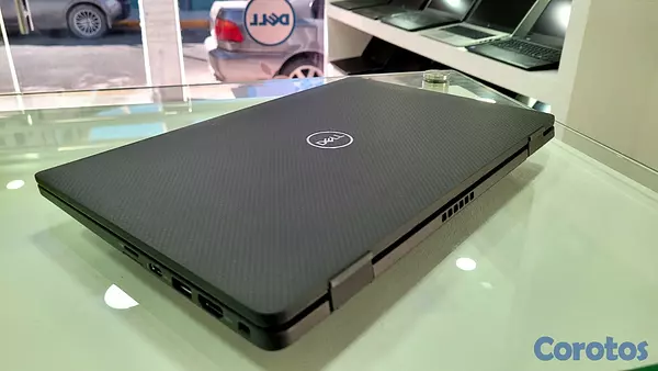 computadoras y laptops - Laptop Dell 7320 13.3 Pulg Core i7 11th Gen Ram 16gb Disco m2 512gb Video 8GB 4