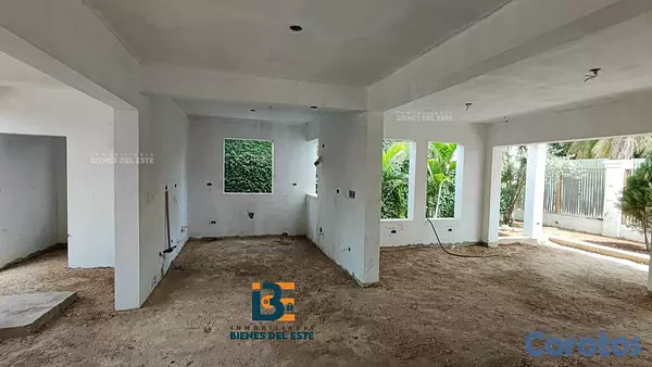 casas - Se venta esta Casa de 2 niveles en construcción en 2