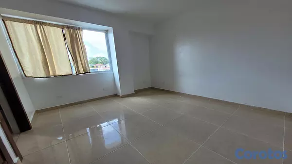 apartamentos - Apartamento en venta en el Sector El Condado, de 3 habitaciones 3