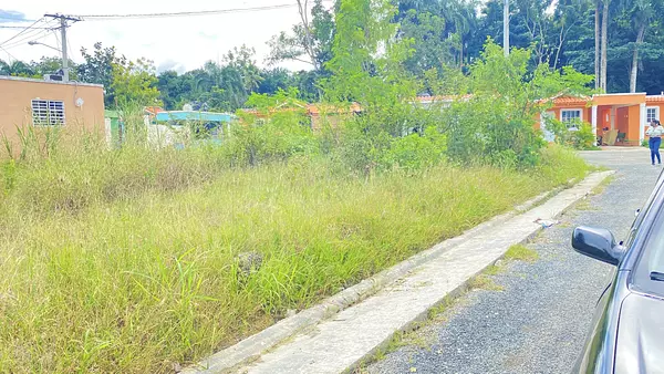 solares y terrenos - vendo solar de 150 metros en Santo Domingo Norte  4
