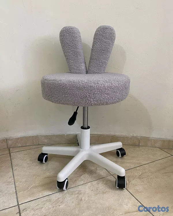 muebles y colchones - 🐰 Silla Giratoria Estilo Conejo Ajustable por solo $2,850 🐰🎊En oferta.💥 2