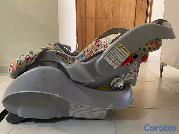 coches y sillas - Car seat Graco con su base. Para bebé. 3