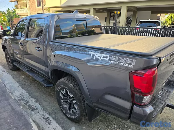 jeepetas y camionetas - Toyota Tacoma 2018 TRD OFF ROAD 11