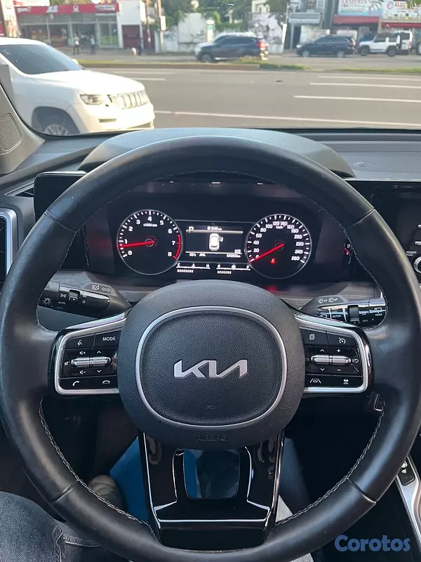 jeepetas y camionetas - Kia Sorento Limited 2022 5