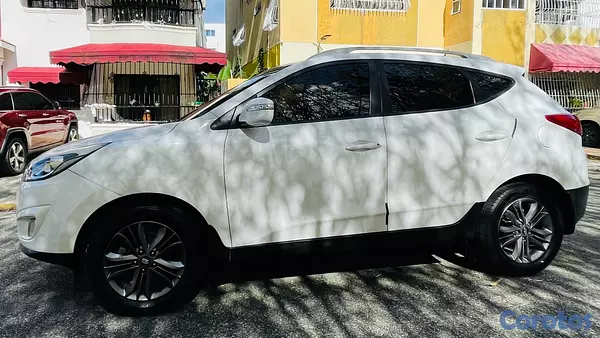 jeepetas y camionetas - Hyundai Tucson 2015 3