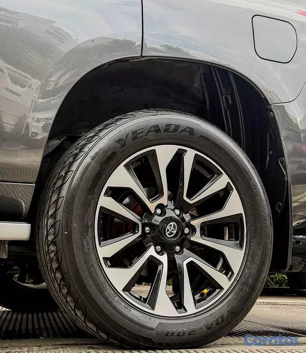 jeepetas y camionetas - 🚗 TOYOTA LAND CRUISER PRADO VXL 2011 2