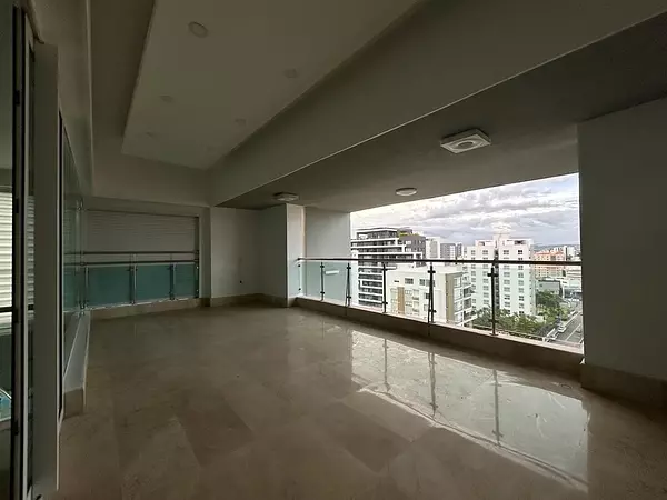 penthouses - Penthouse en Los Cerros de Gurabo 6