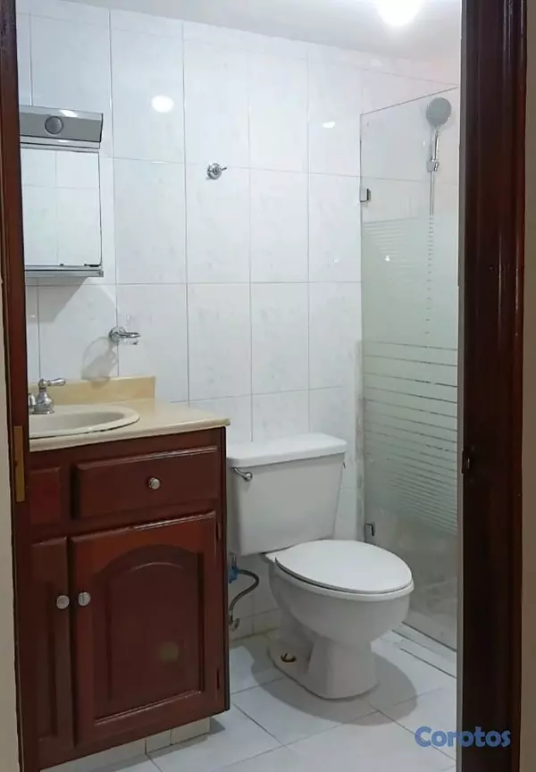 apartamentos - Alquilo amplio Apartamento Clásico Urb. Real. 10
