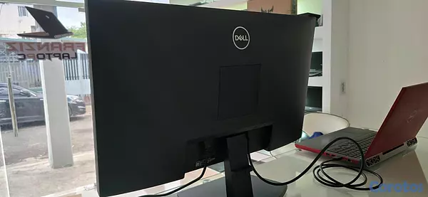 computadoras y laptops - Monitor Dell 27 Pulg Full HD 75hz hdmi  Nuevo de Caja  3