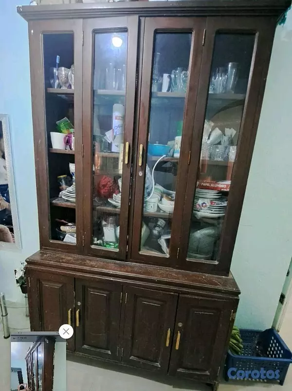 muebles y colchones - vitrina caoba 2