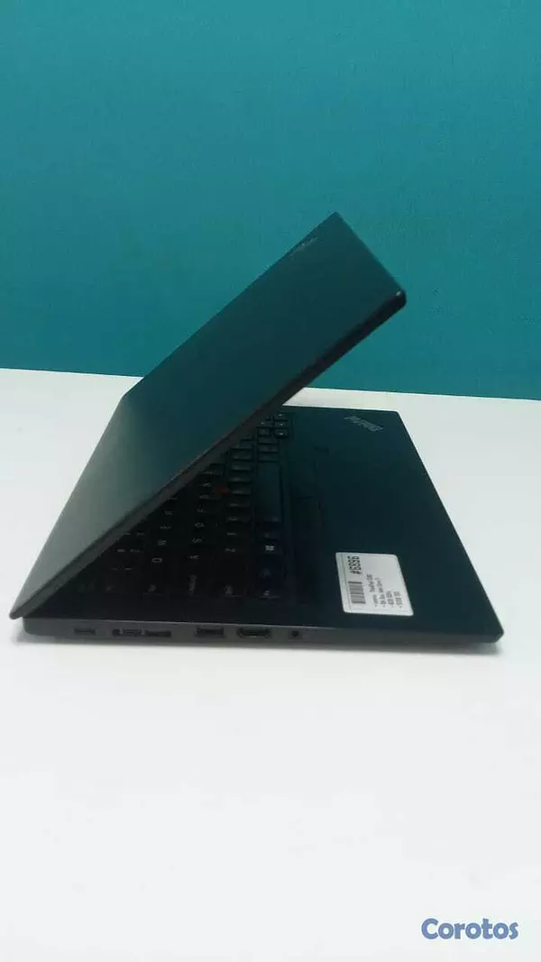 computadoras y laptops - `Laptop, Lenovo ThinkPad X390  8th Gen, Intel Core 3