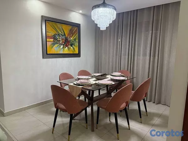 apartamentos - Alquilo apartamento amueblado en un 2do Piso
Ensanche Isabelita, proximo Av.E. 6