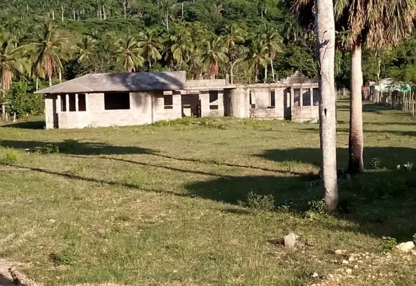 solares y terrenos - Se Vende Terreno 7,871 en Camu, Puerto Plata  2