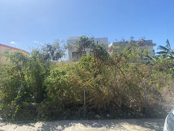 solares y terrenos - solar pequeño en residencial  2