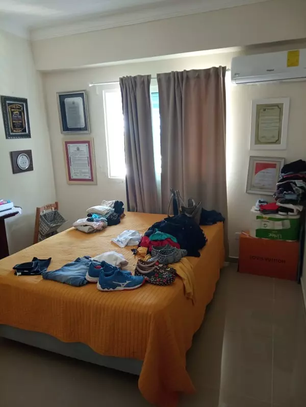 apartamentos - Se vende apartamento en Los Restauradores 1 8