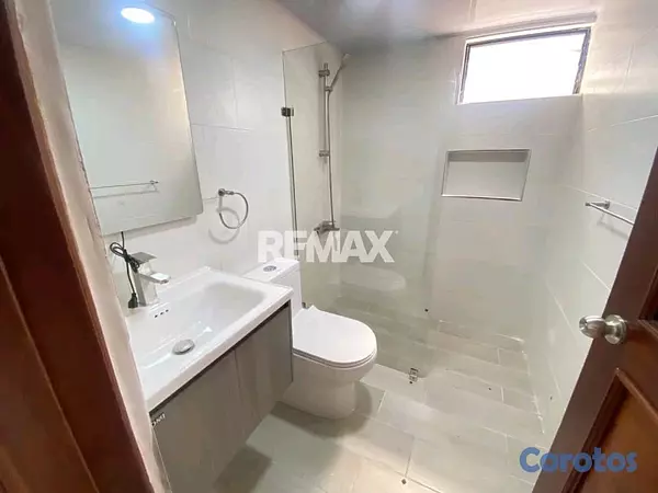 apartamentos - Apartamento en Alquiler en el Ensanche Naco 3H, 2B, 1P, 2do Nivel 5