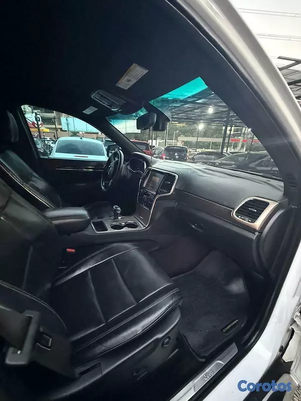 jeepetas y camionetas - Jeep Grand Cherokee Overland 2015 3
