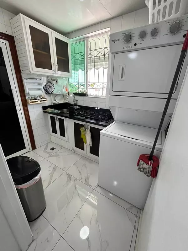 apartamentos - Vendo apartamento Ensanche nacoMetros.2323Hab, 2parqusd 1