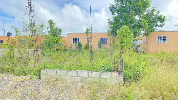 solares y terrenos - vendo solar de 150 metros en Santo Domingo Norte  5