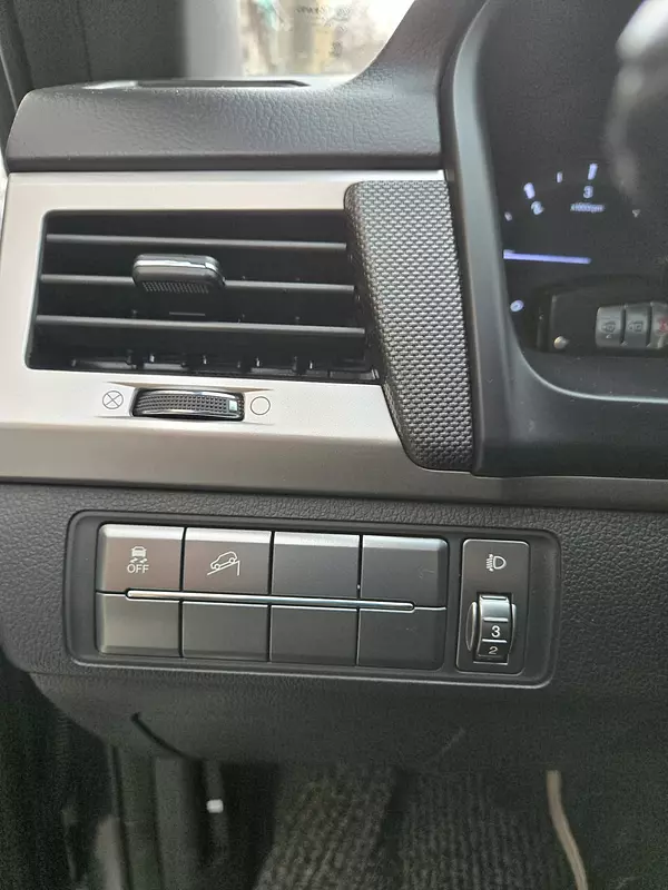 jeepetas y camionetas - KGM REXTON 2019 GRIS OSCURO DIESEL 6