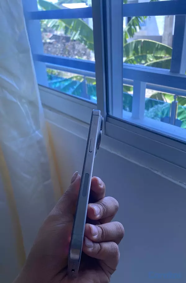 celulares y tabletas - vendo mi iPhone 15 pro Max  3