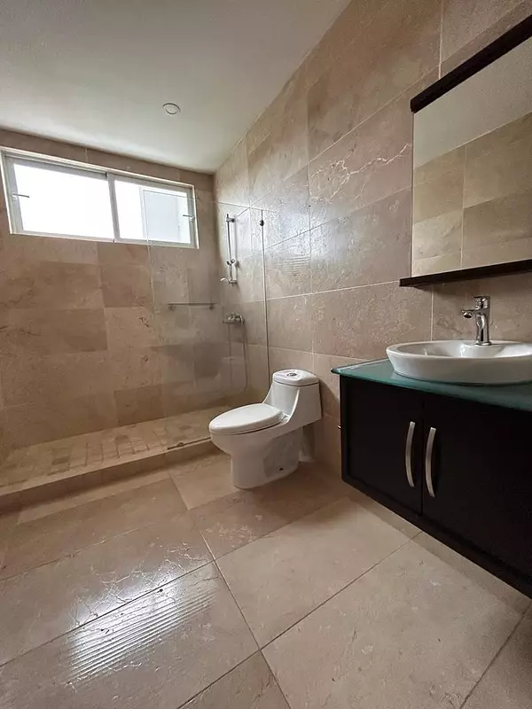 penthouses - Penthouse en Los Cerros de Gurabo 7