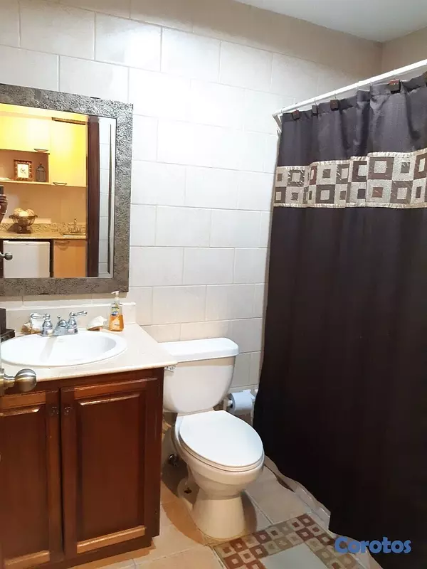 apartamentos - Lindo apartamento AMUEBLADO en venta dentro de Guavaberry Golf  4
