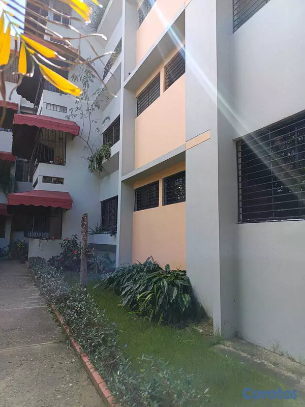apartamentos - Apartamento en venta por los próceres cercano a In 14