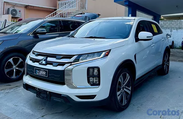 jeepetas y camionetas - Mitsubishi Outlander SE 2020 10