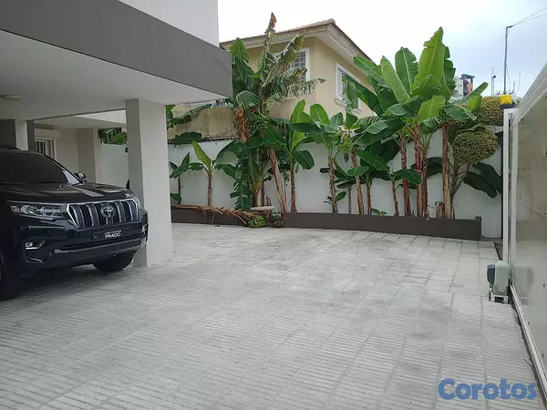 casas - Vendo o alquilo casa de 2 nivel en Los Cacicazgos. 10