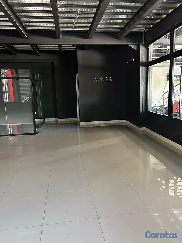 oficinas y locales comerciales - Edificio en Alquiler en el Ensanchez la Fe 8