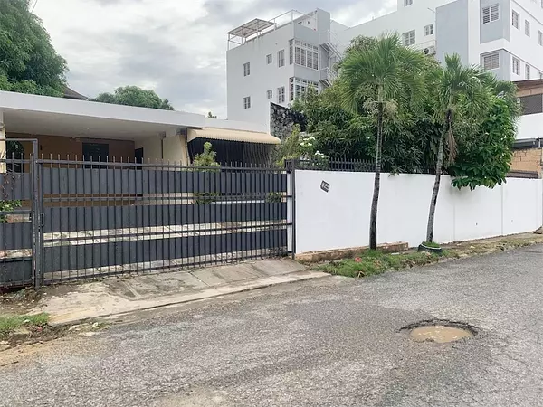 casas - Propiedad comercial 500 metros 8