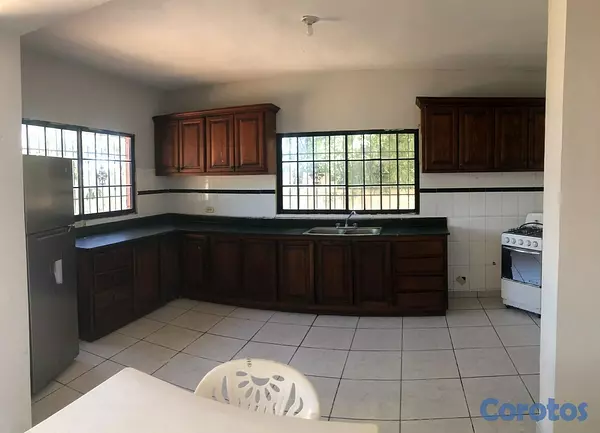 casas - SE Vende Casa Piedra Blanca de Haina 9