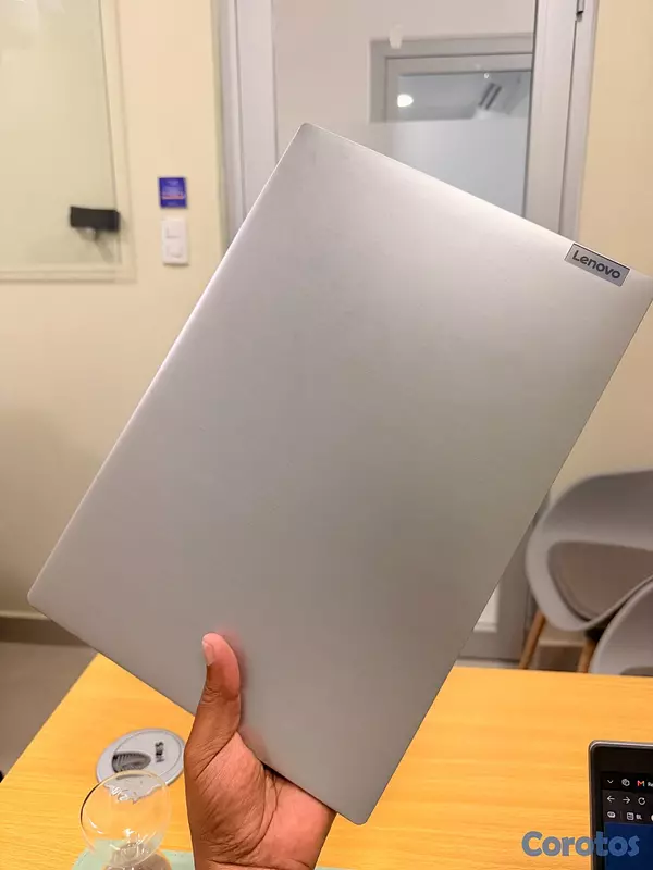computadoras y laptops - LENOVO IDEAPAD 3 / 11va GENERACIÓN / $18,000 / NEG 8