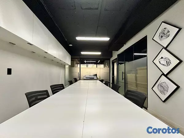 oficinas y locales comerciales - Oficina equipada en venta  8