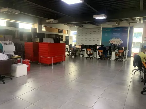 oficinas y locales comerciales - 🔵Alquilo Local 3er piso para oficina en Paraiso
 10